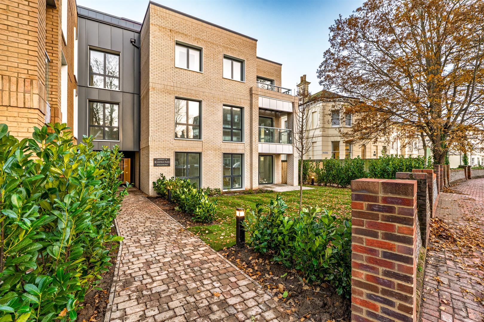 Flat - Retirement | 21 Lindfield Place | For Sale